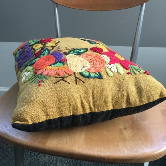 Vintage Finished Crewel Embroidery Repurposed Floral Rectangular Accent Pillow - Picture 7 of 16